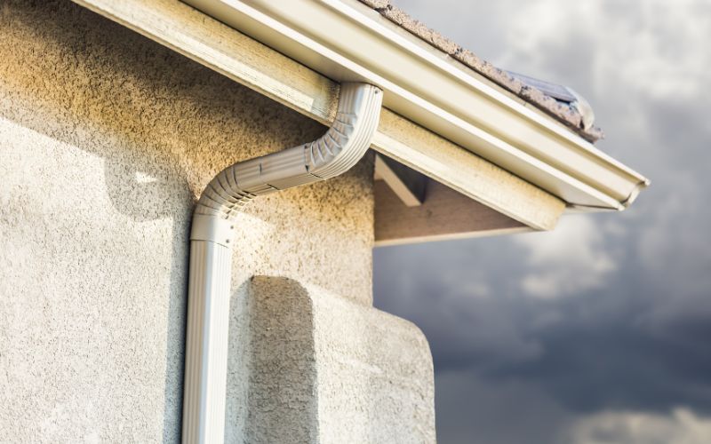  Ways to Winterize Your Home on the Cheap_Clean Gutters and Downspouts