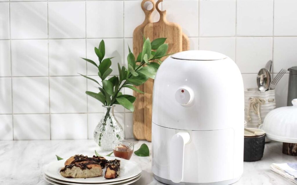 Where to Put Air Fryer in Small Kitchen 11 Smart Ideas